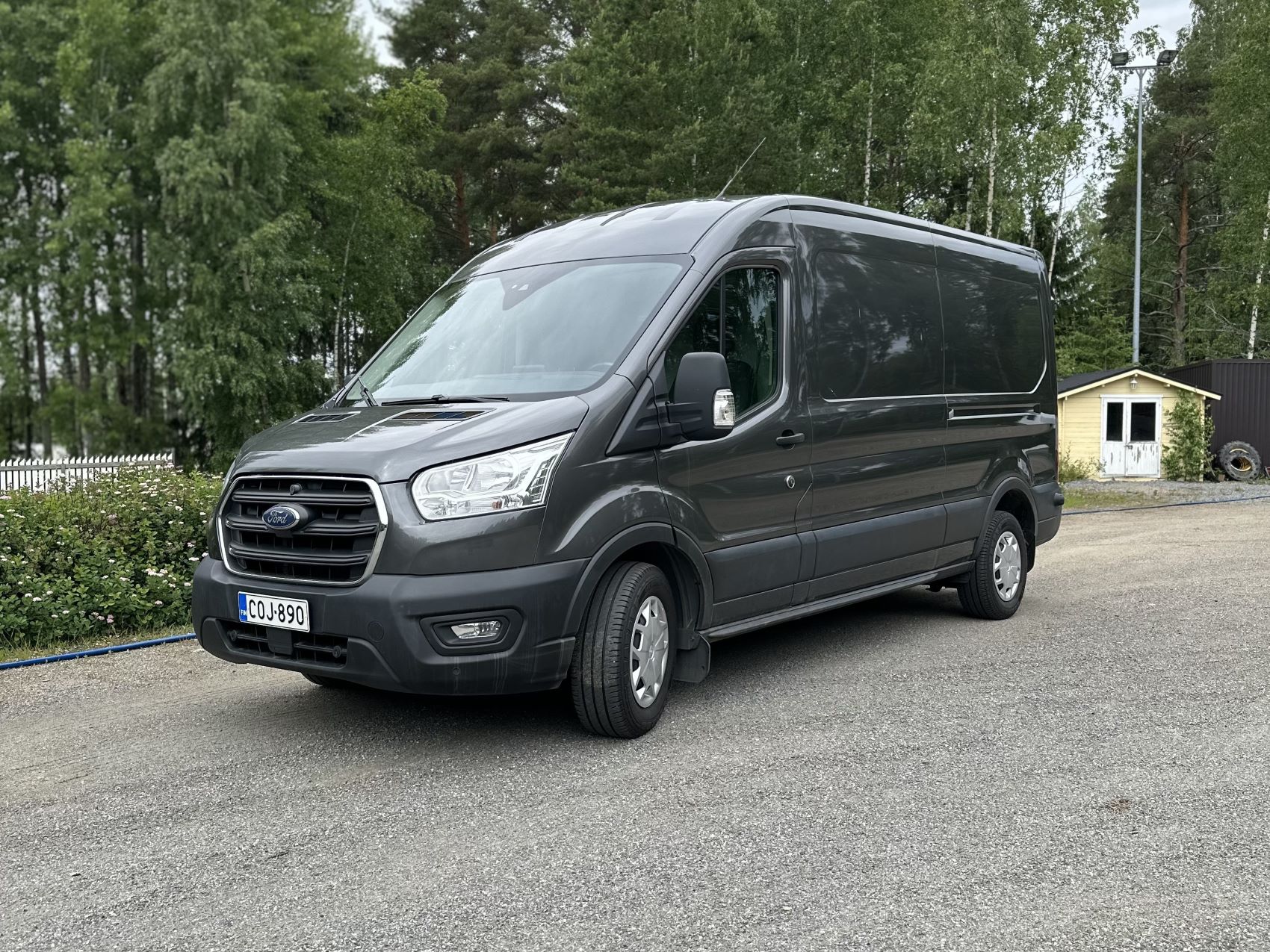 ford transit vuokrattava